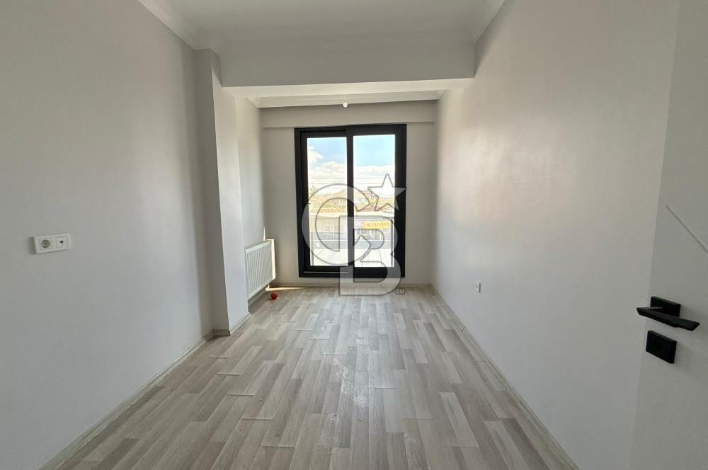 HELVACIDA SATILIK 2+1 KAPALI MUTFAK EBEVYN BANYOLU DAİRE