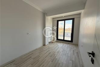 HELVACIDA SATILIK 2+1 KAPALI MUTFAK EBEVYN BANYOLU DAİRE - 1 - 371117