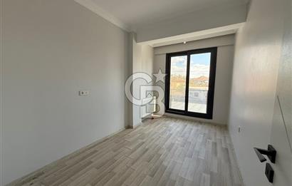 HELVACIDA SATILIK 2+1 KAPALI MUTFAK EBEVYN BANYOLU DAİRE