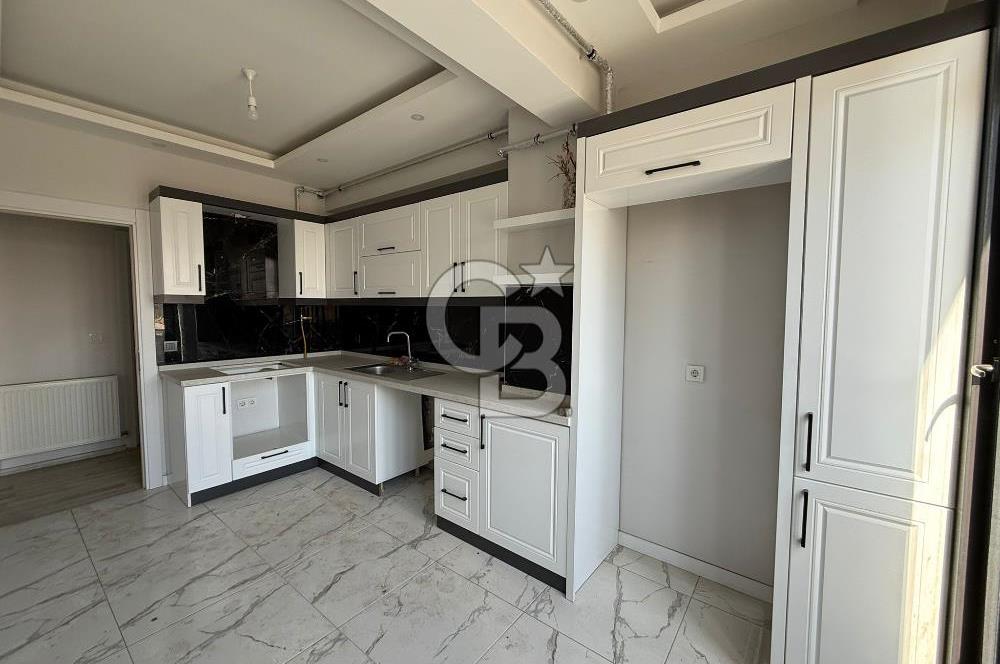 HELVACIDA SATILIK 2+1 KAPALI MUTFAK EBEVYN BANYOLU DAİRE