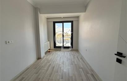HELVACIDA SATILIK 2+1 KAPALI MUTFAK EBEVYN BANYOLU DAİRE