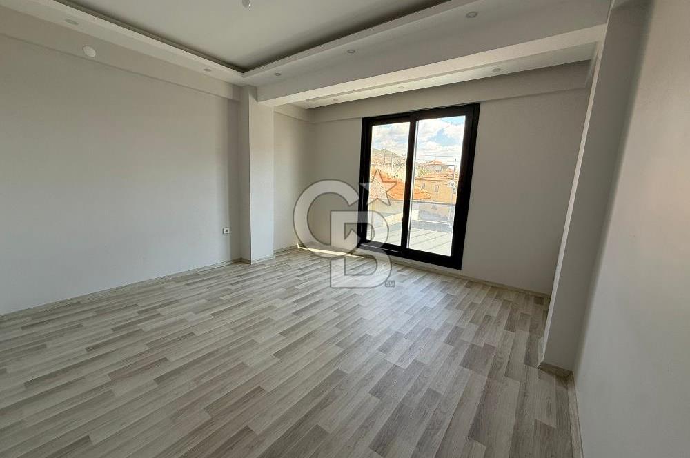 HELVACIDA SATILIK 2+1 KAPALI MUTFAK EBEVYN BANYOLU DAİRE