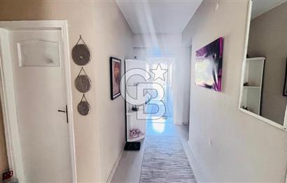 Denize 500 Metre....Doğa manzaralı 2+1 Çift Cepheli Daire.