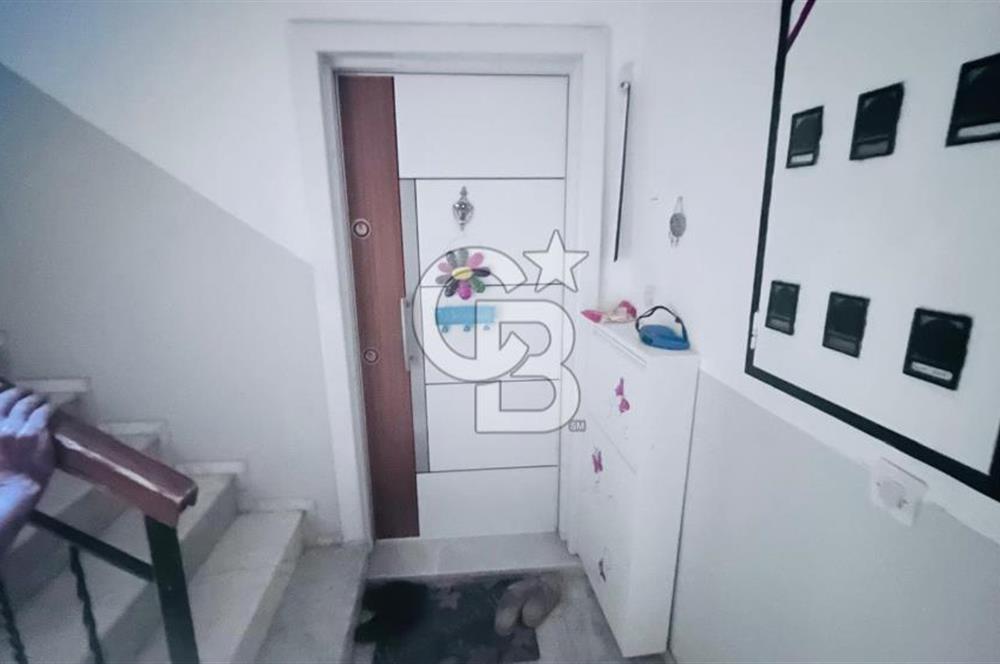 Denize 500 Metre....Doğa manzaralı 2+1 Çift Cepheli Daire.
