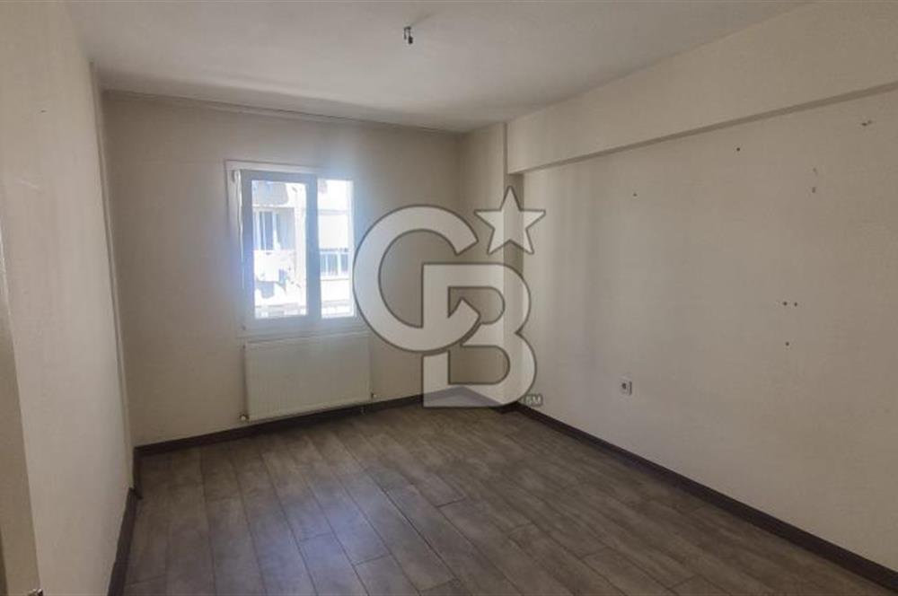İZMİR KARŞIYAKA BOSTANLI'DA 3+1 SATLIK DAİRE