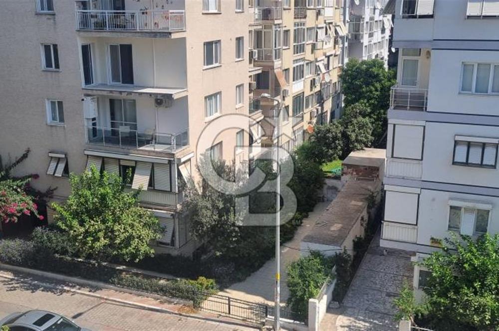 İZMİR KARŞIYAKA BOSTANLI'DA 3+1 SATLIK DAİRE