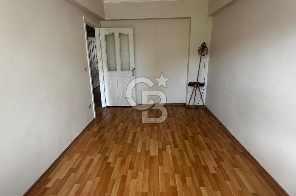 Ümraniye Tatlısu Mahallesinde Çift Yalıtımlı 2+1 Ara Kat Daire