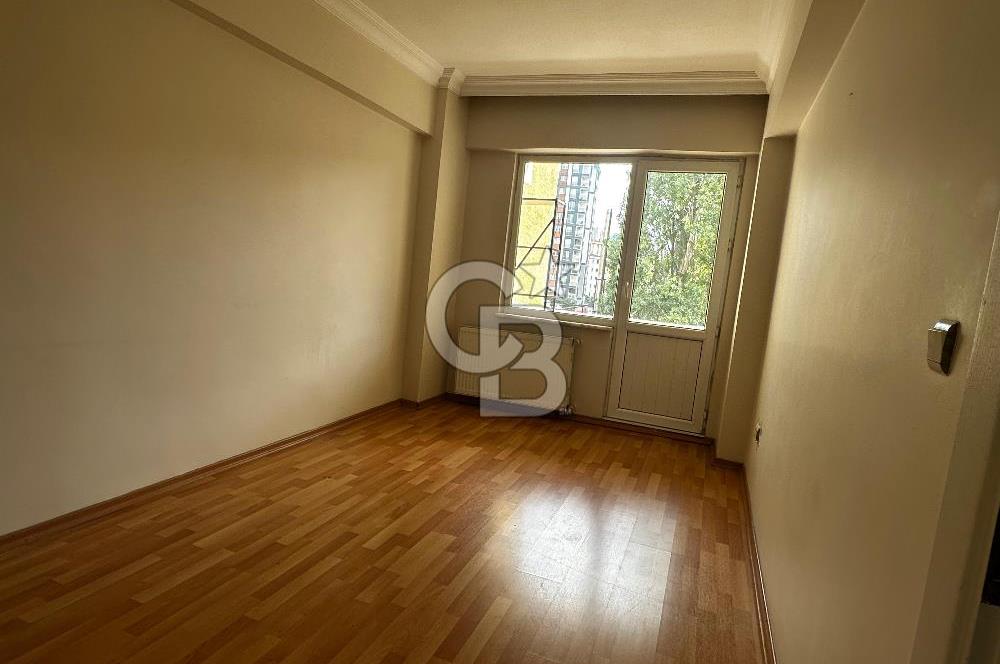 Ümraniye Tatlısu Mahallesinde Çift Yalıtımlı 2+1 Ara Kat Daire