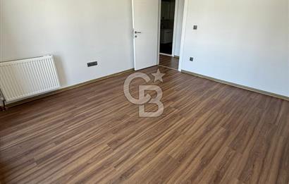MİA PORTTA EMİN EVE UYGUN HAVALİMANINA YAKIN, 2+1 SATILIK