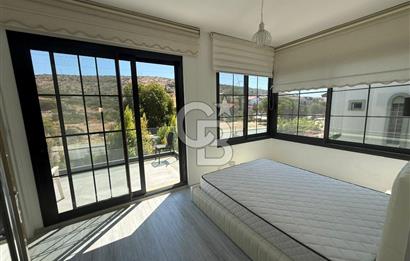 MÜSTAKİL HAVUZLU  4 CEPHELİ 225 m² LÜKS VİLLA