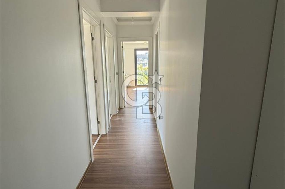 MİA PORTTA EMİN EVE UYGUN HAVALİMANINA YAKIN, 2+1 SATILIK
