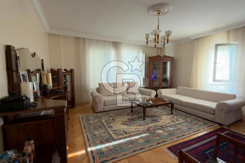 Çankaya 4.Cad Üzeri Merkezi Konumda 3+1 Daire