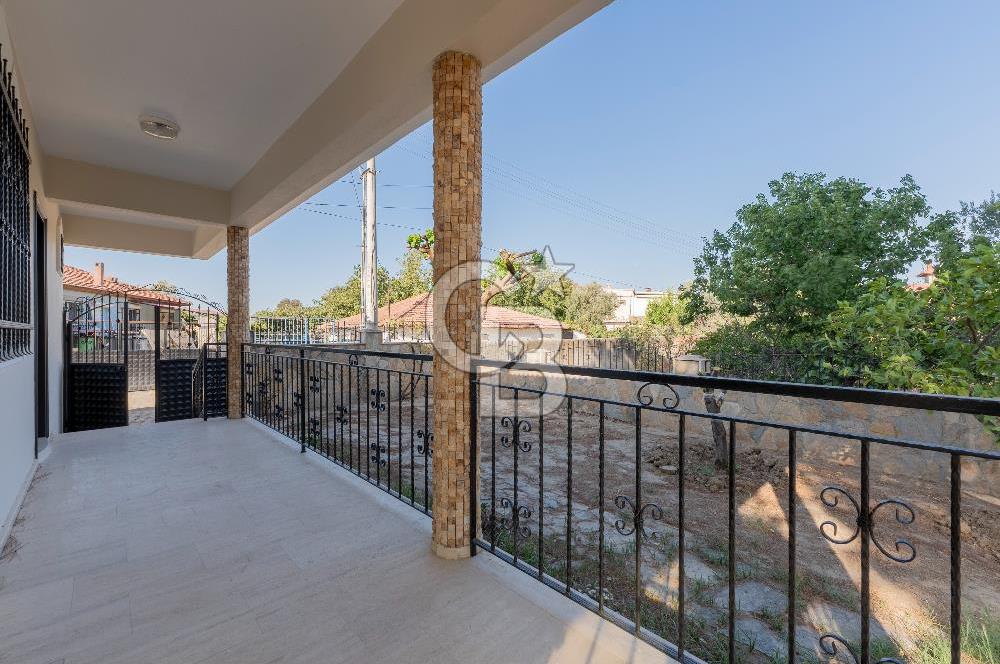 Emiralem'de Geniş Bahçeli Kiralık Müstakil Villa