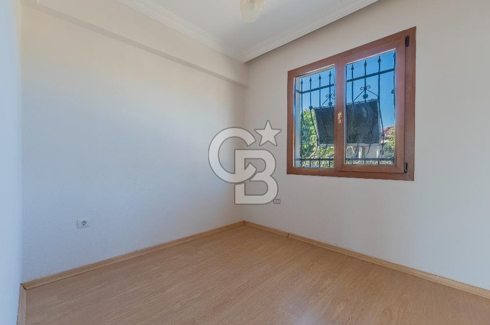 Emiralem'de Geniş Bahçeli Kiralık Müstakil Villa