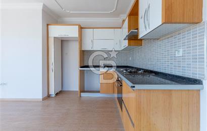 Emiralem'de Geniş Bahçeli Kiralık Müstakil Villa