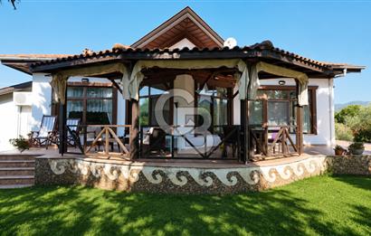 MUĞLA ULA KIZILYAKA'DA RUHSATLI 4+1 MÜSTAKİL VİLLA