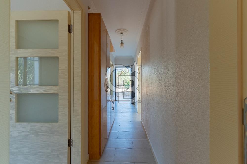 Emiralem'de Geniş Bahçeli Kiralık Müstakil Villa