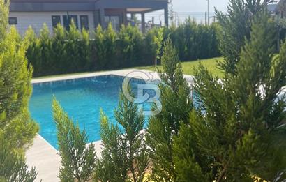TUZLA TEPEÖREN GARDEN CITY’DE ÖZEL BAHÇELİ VE HAVUZLU EBEVEYN BANYOLU SIFIR 2+1 KİRALIK VİLLA