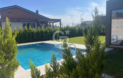 TUZLA TEPEÖREN GARDEN CITY’DE ÖZEL BAHÇELİ VE HAVUZLU EBEVEYN BANYOLU SIFIR 2+1 KİRALIK VİLLA