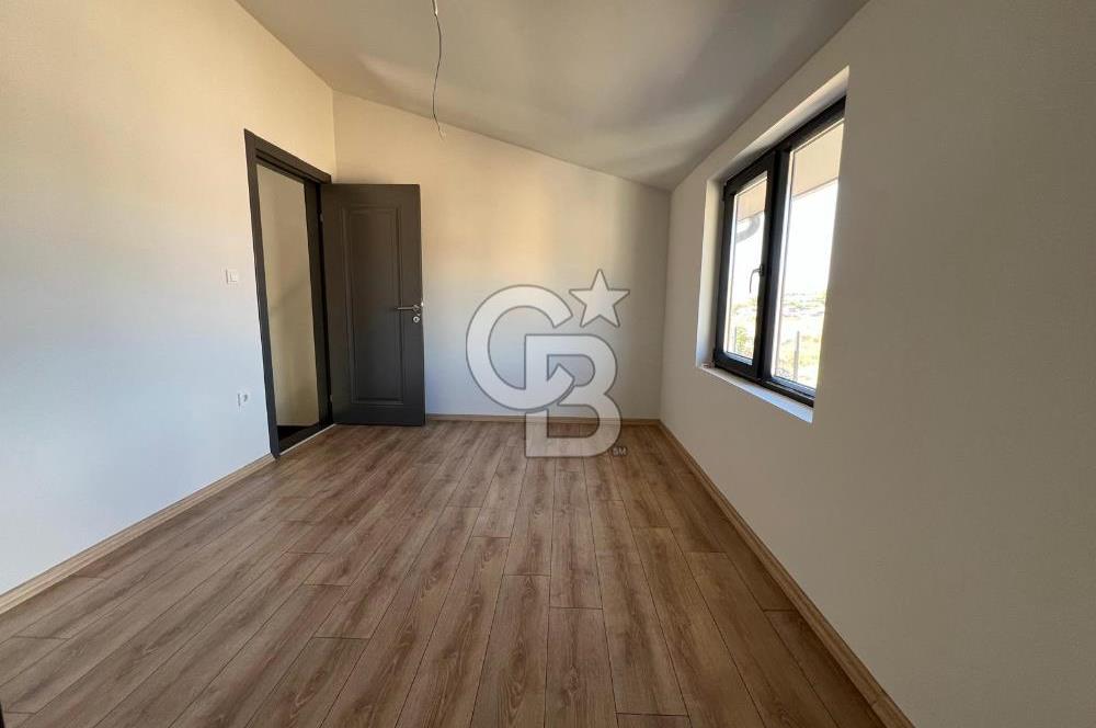 TUZLA TEPEÖREN GARDEN CITY’DE ÖZEL BAHÇELİ VE HAVUZLU EBEVEYN BANYOLU SIFIR 2+1 KİRALIK VİLLA