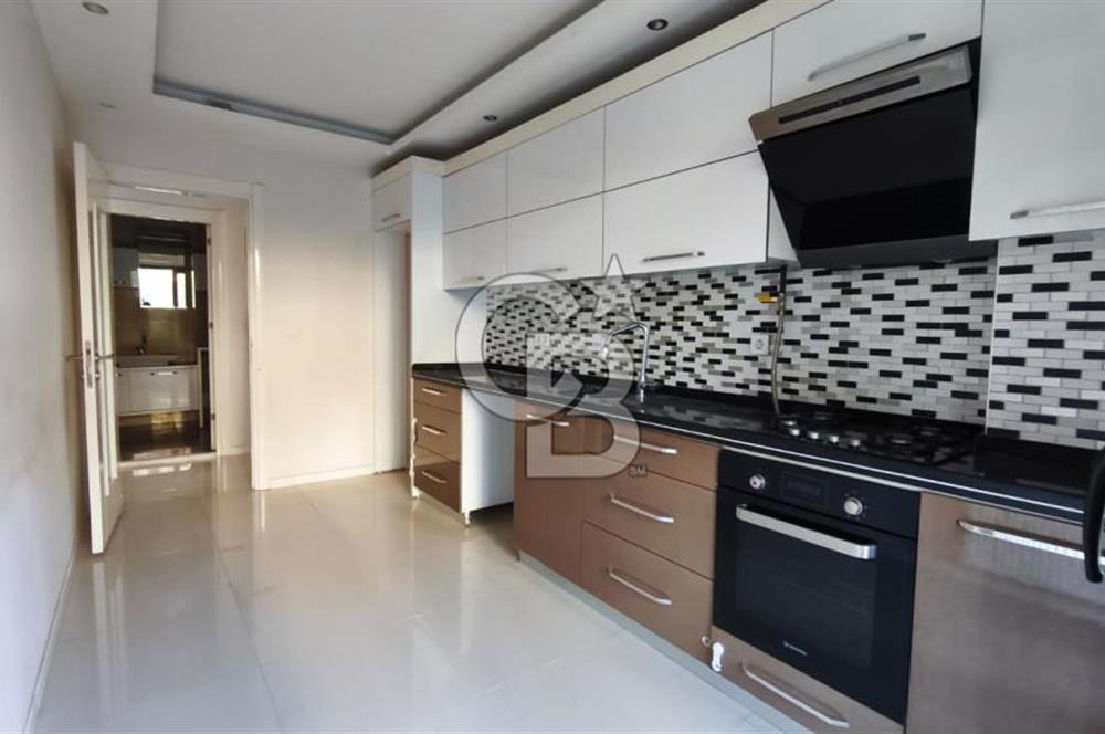 ANADOLU CADDESİ ÜZERİ | ALAYBEY SAHİLE 300 MT | GENÇ BİNADA SATILIK 3+1 DAİRE