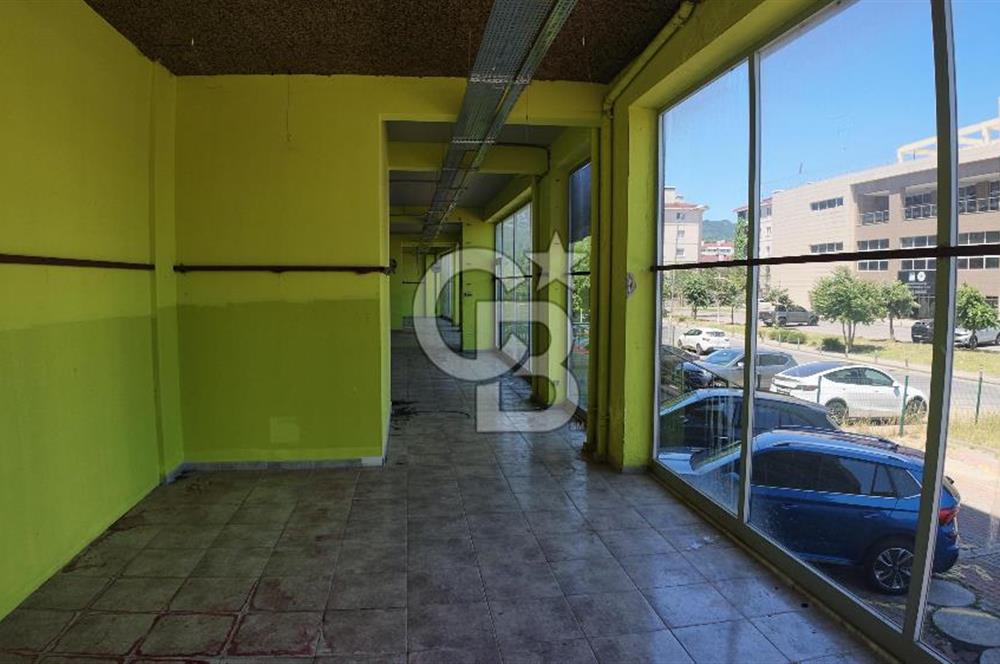 Çekmeköy Alemdağ Da 250 m2 Giriş 80 m2 Depolu KİRALIK Dükkan