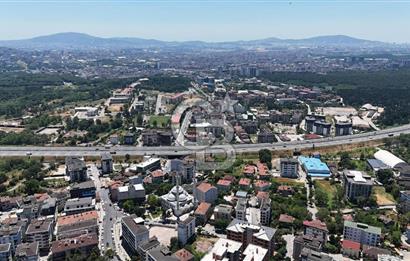 Çekmeköy Alemdağ Da 250 m2 Giriş 80 m2 Depolu KİRALIK Dükkan
