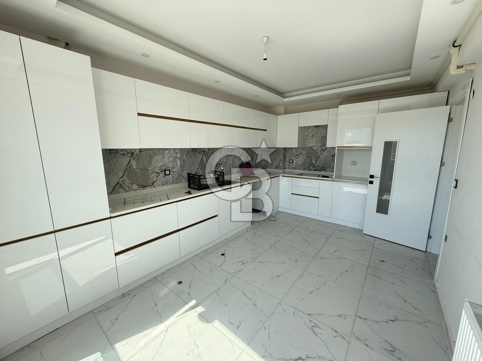 KEMALPAŞA ATATÜRK MAH. 1 YAŞINDA 3+1 FULL YAPILI EBEVEYN BANYOLU OTOPARKLI DAİRE
