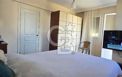 Cunda Üstünkent Sitesinde Özel Plajlı, Geniş Bahçeli Villa