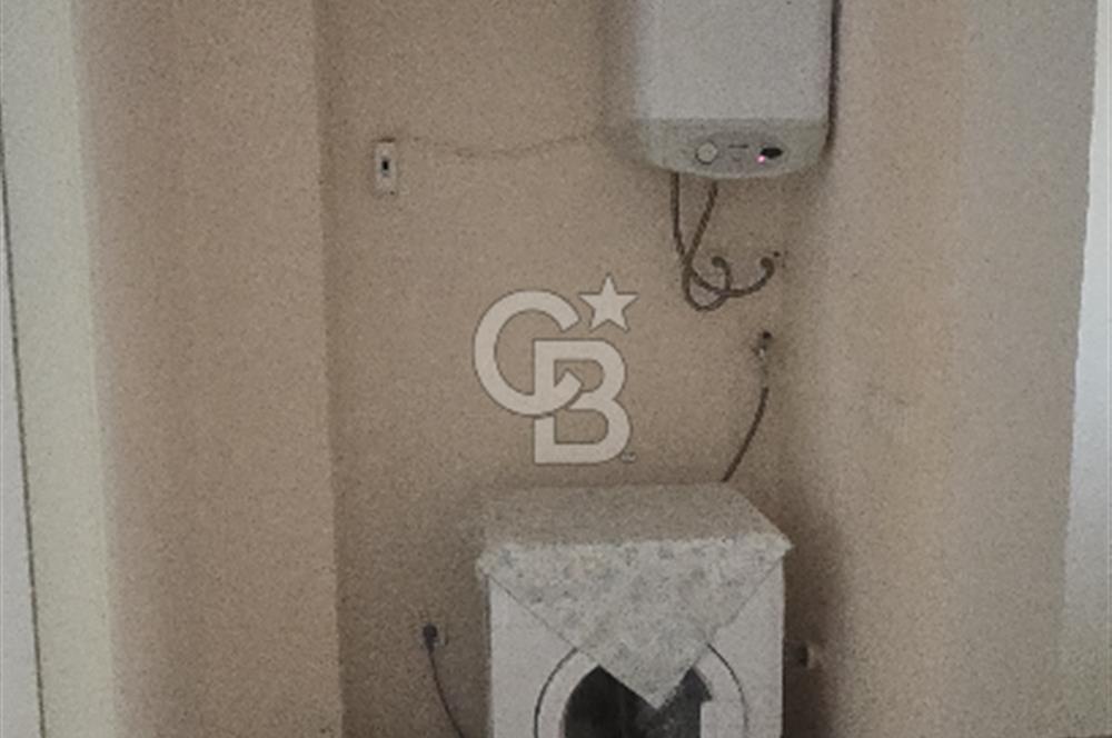 Cunda Üstünkent Sitesinde Özel Plajlı, Geniş Bahçeli Villa
