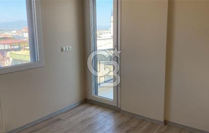 Menderes Cüneytbey'de Satılık Geniş Aydınlık 3+1 Daire
