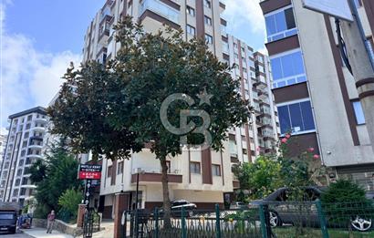 YILDIZLI 'da Deniz Manzaralı Muhteşem Konumlu 3+1 Fırsat Daire !