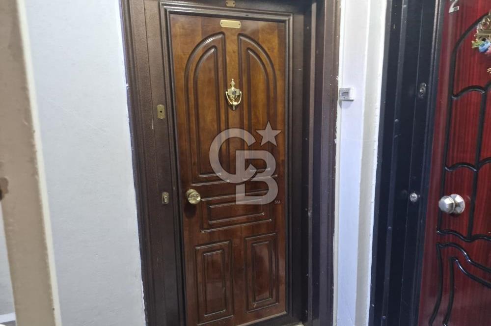 PENDİK GÜZELYALI'DA SATILIK 2+1 YATIRIMLIK DAİRE