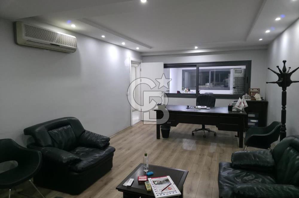 KARABAĞLAR SANAYİ SİTESİ’NDE 3 KATLI, 414 M² KİRALIK İŞ YERİ