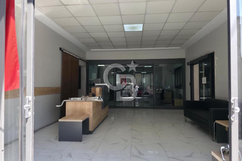 KARABAĞLAR SANAYİ SİTESİ’NDE 3 KATLI, 414 M² KİRALIK İŞ YERİ