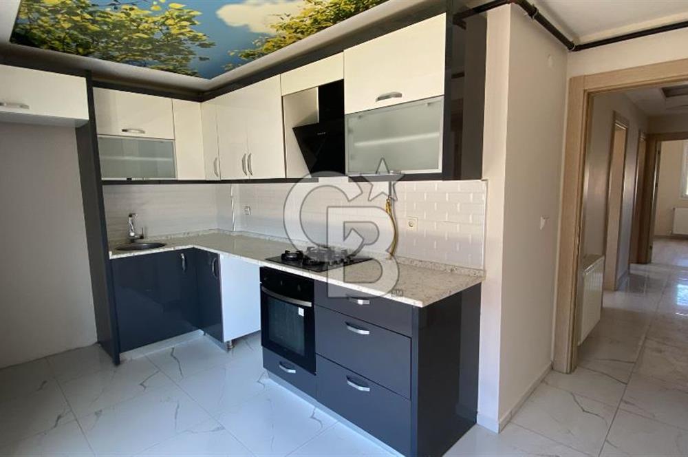 Menderes Cüneytbey'de Satılık Geniş Aydınlık 3+1 Daire