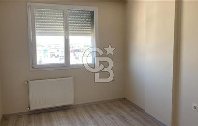 Menderes Cüneytbey'de Satılık Geniş Aydınlık 3+1 Daire