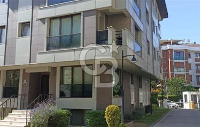 ACIBADEM FAİKBEY SOKAK'TA 7/24 GÜVENLİKLİ SİTEDE KİRALIK DAİRE