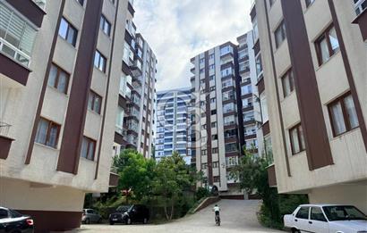 YILDIZLI 'da Deniz Manzaralı Muhteşem Konumlu 3+1 Fırsat Daire !