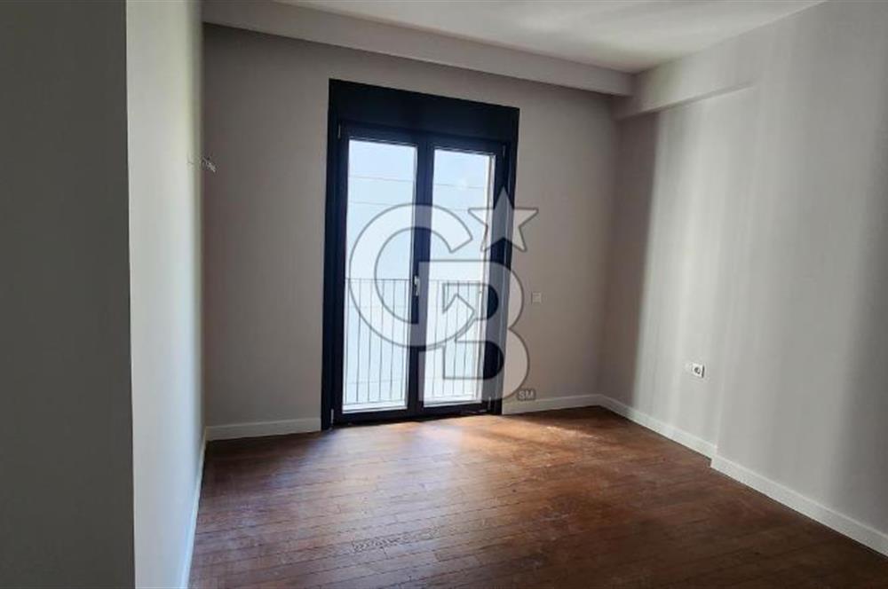 ŞAŞKINBAKKAL BİLİM SOKAK TA BAĞDAT CADDESİNE 1 DK MESAFEDE 3 + 1 & BOŞ