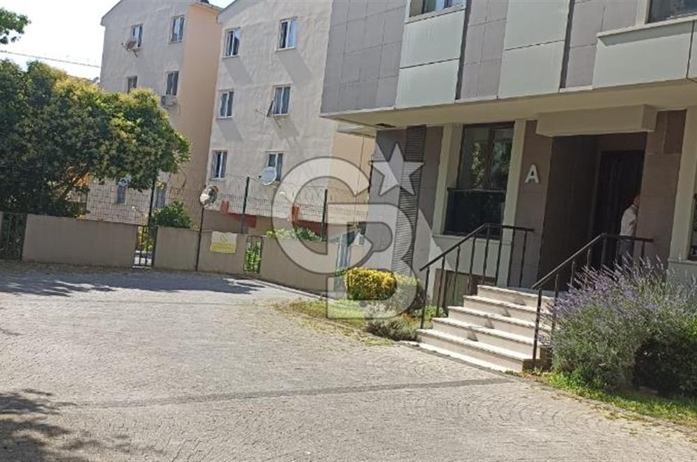 ACIBADEM FAİKBEY SOKAK'TA 7/24 GÜVENLİKLİ SİTEDE KİRALIK DAİRE