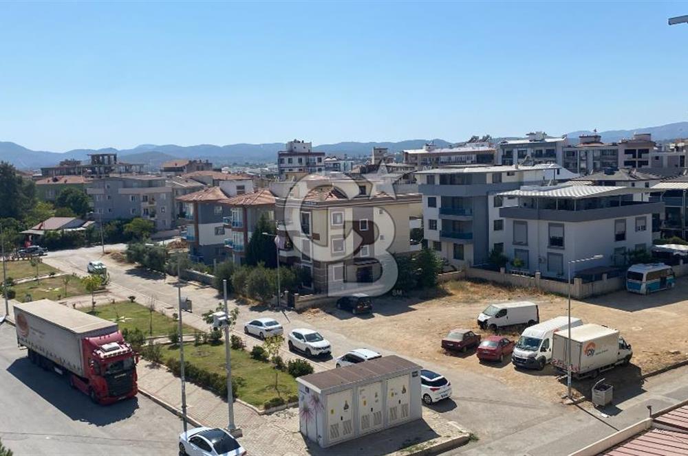 Menderes Cüneytbey'de Satılık Geniş Aydınlık 3+1 Daire