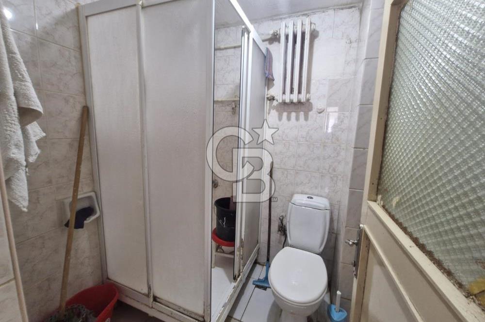 PENDİK GÜZELYALI'DA SATILIK 2+1 YATIRIMLIK DAİRE