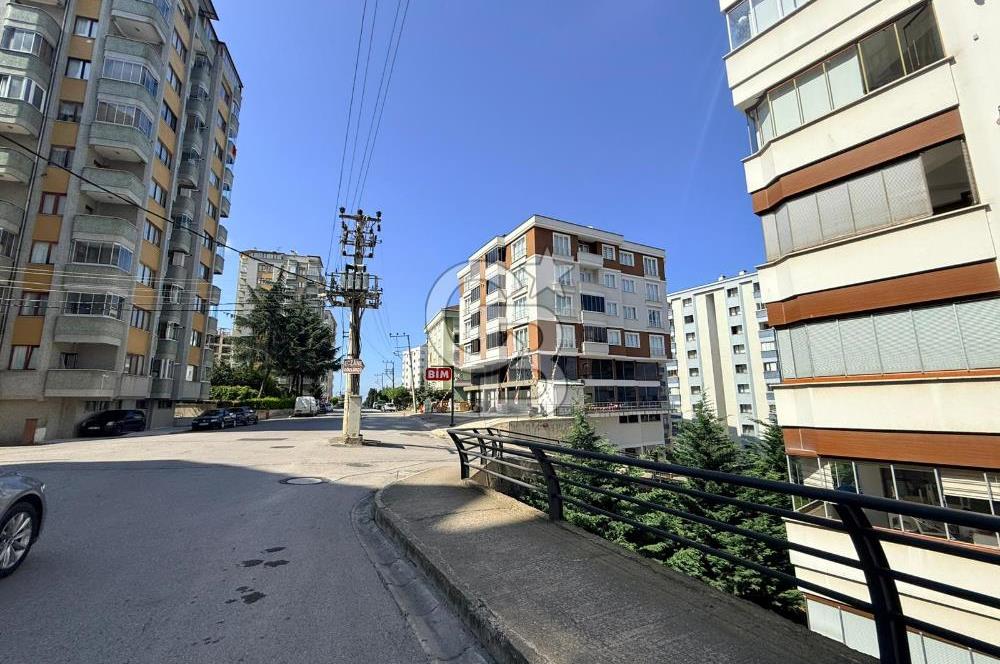 YILDIZLI 'da Deniz Manzaralı Muhteşem Konumlu 3+1 Fırsat Daire !