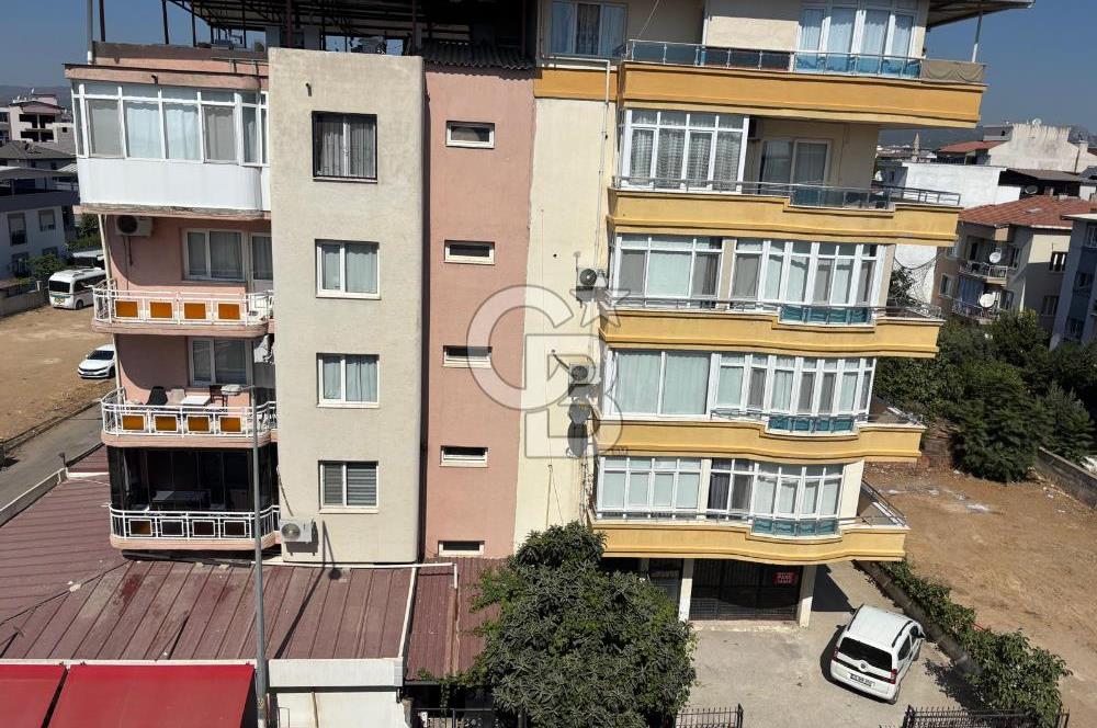 Menderes Cüneytbey'de Satılık Geniş Aydınlık 3+1 Daire
