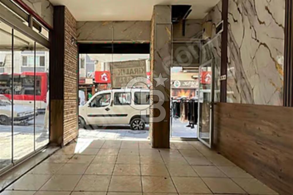 Buca Menderes Caddesinde Bacalı 25 M² Satılık İşyeri