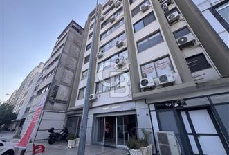 Yemişçi iş Merkezi’nde Kiralık Ofis - 1 - 371207