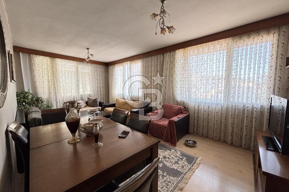 KARŞIYAKA CUMHURİYETTE SATILIK 3+1 / FİYAT DÜŞTÜ.