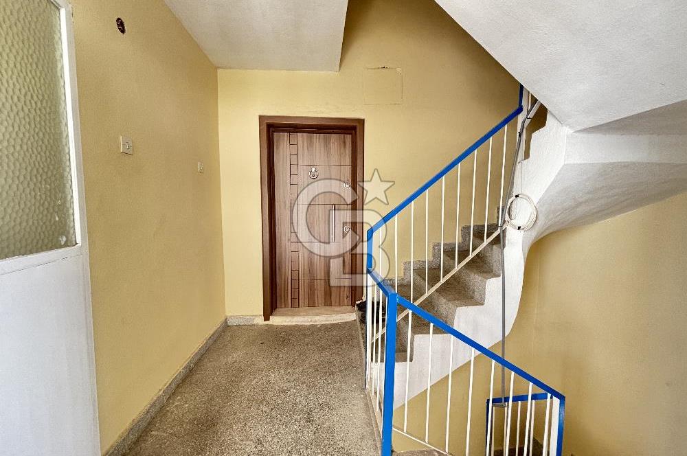 KARŞIYAKA CUMHURİYETTE SATILIK 3+1 / FİYAT DÜŞTÜ.