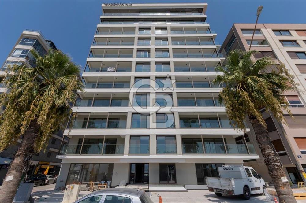 Bostalı Yıllar Apartmanında Sıfır Bina 3+1 Kiralık Yalı Dairesi